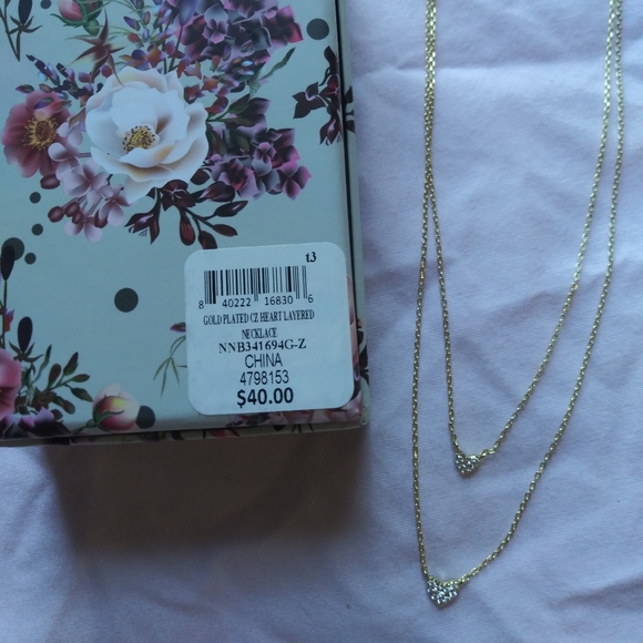Gold plated cz layered heart necklace - Picture 2 of 5